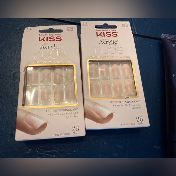 NWT 8 Piece Skin Care/Beauty Bundle - Picture 2 of 5